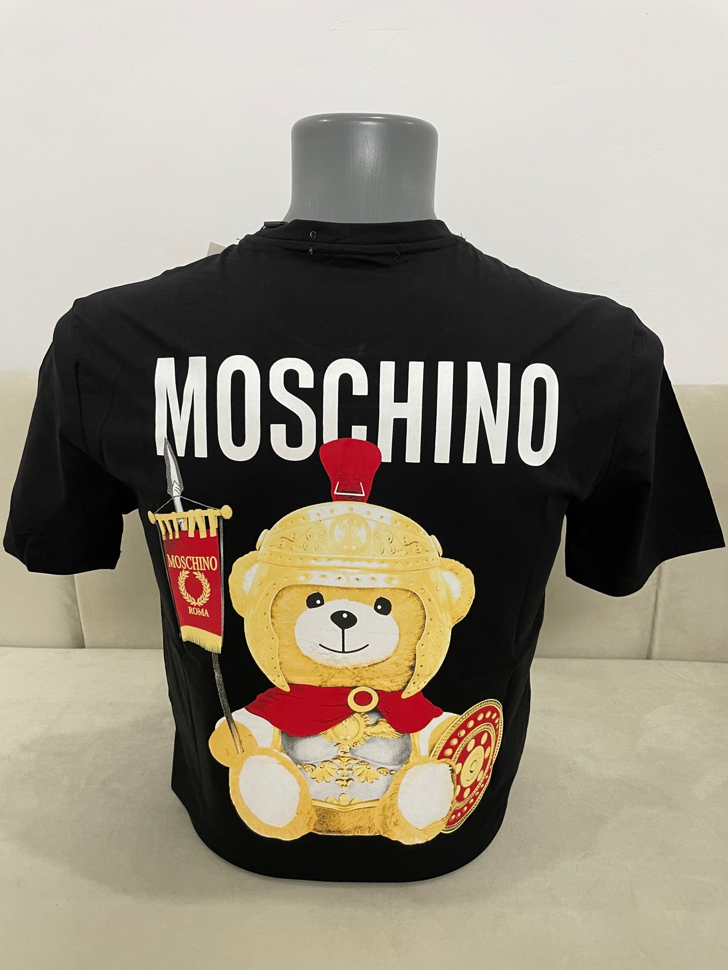 Camiseta Moschino Negra