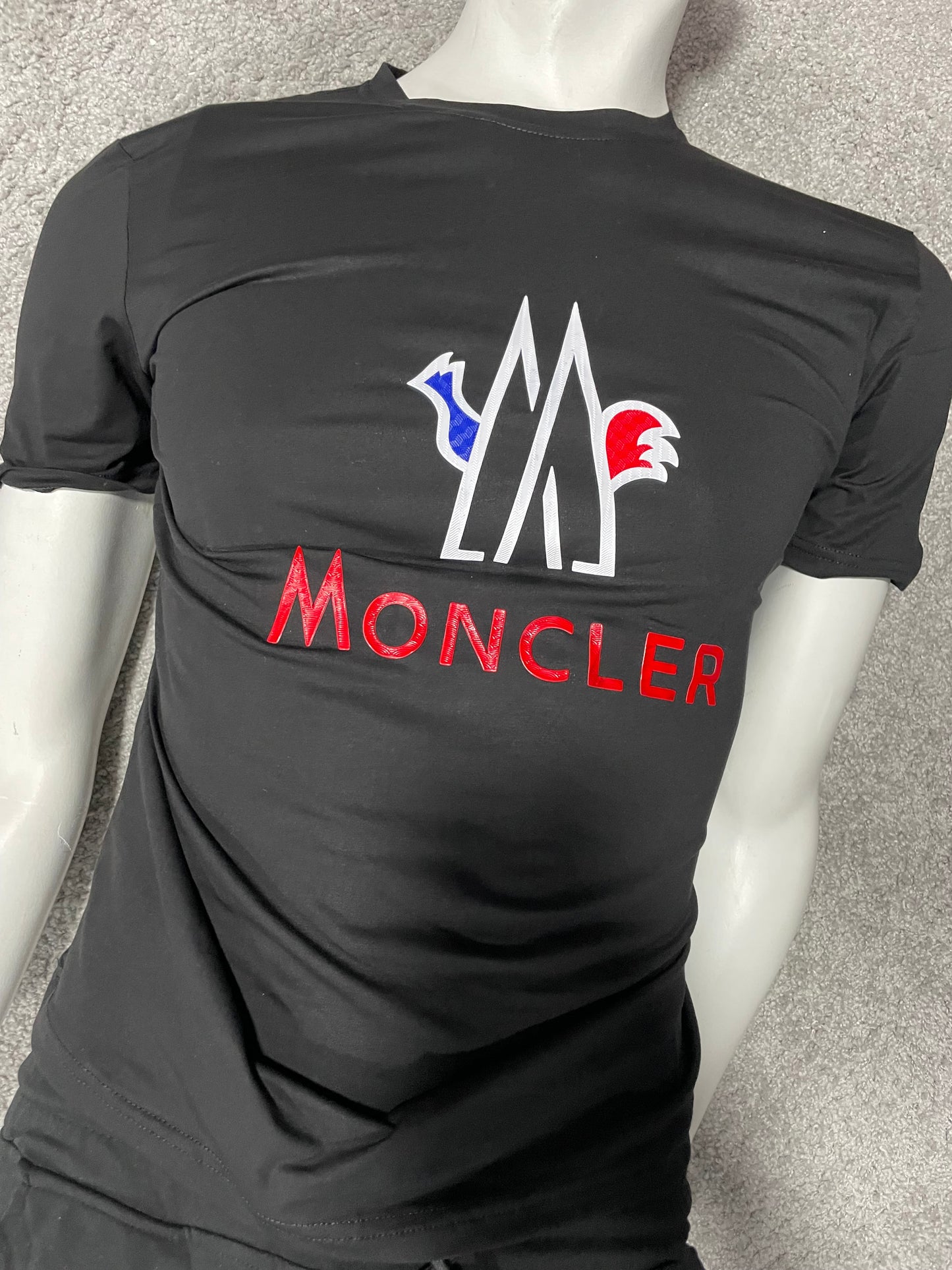 Conjunto Moncler Negro/Rojo