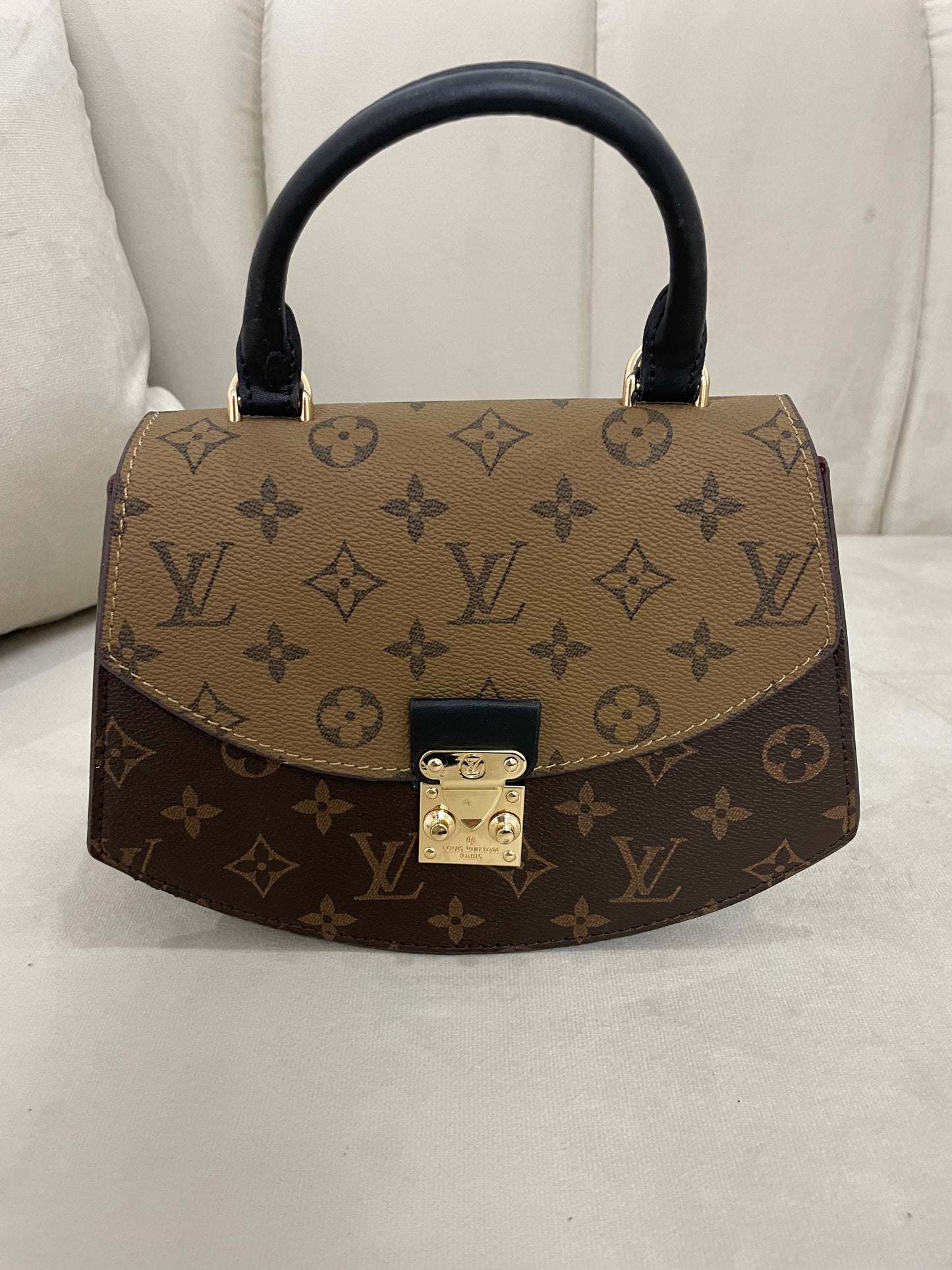 Louis Vuitton- Bolso pequeño Cachauete/Marrón