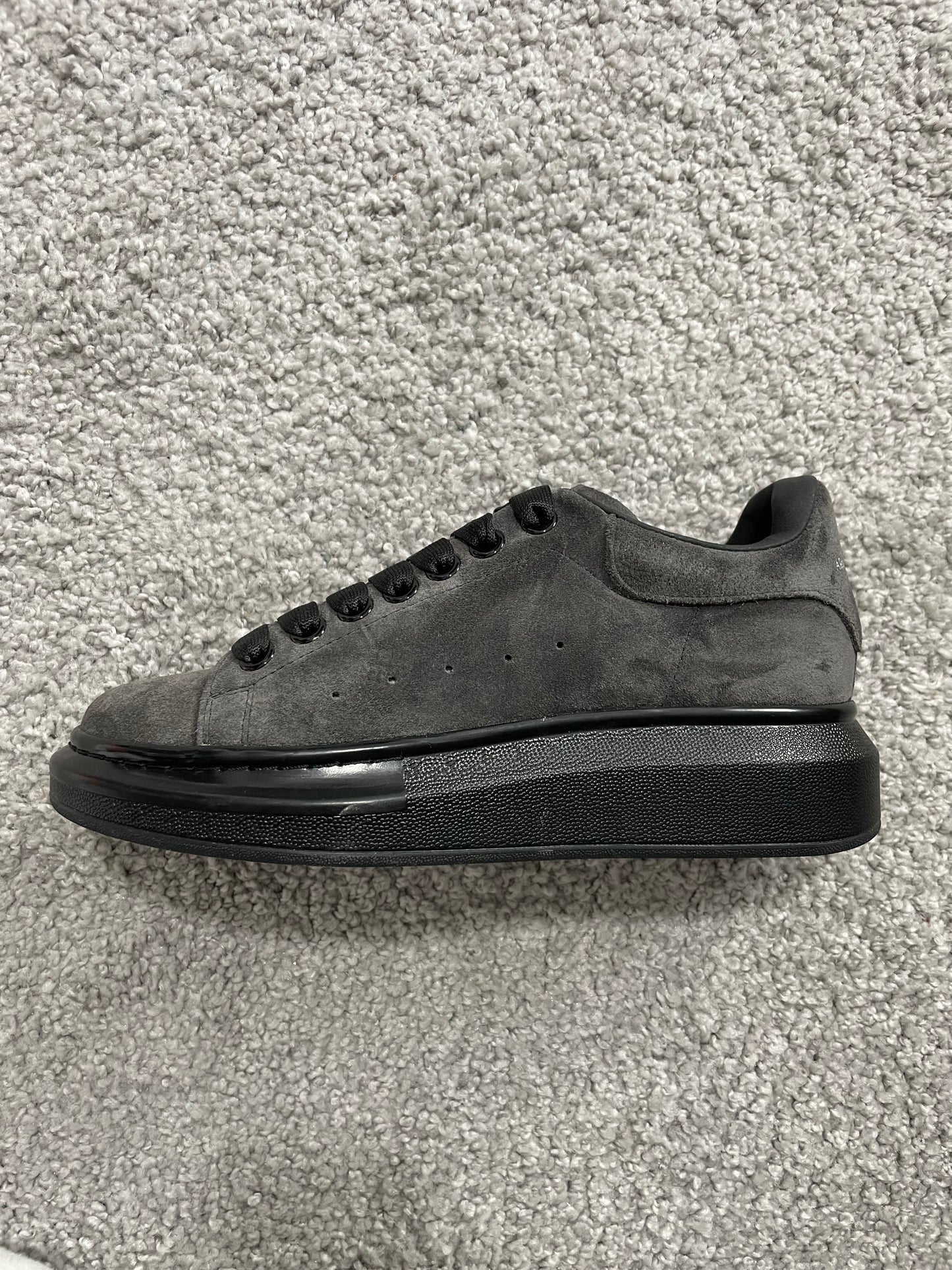 Alexander McQueen Gris/Negro